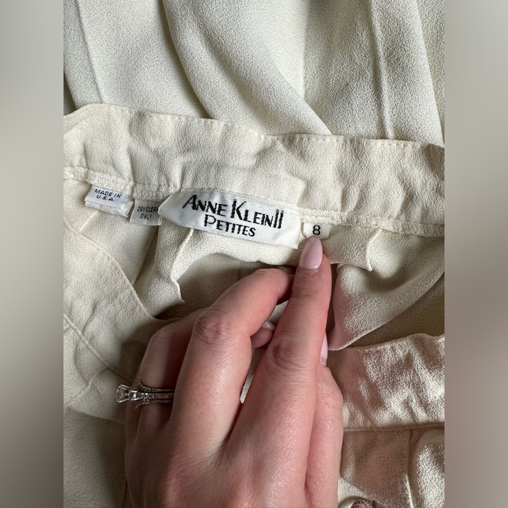 Vintage Anne Klein II White Long Skirt with Buttons - Picture 10 of 10